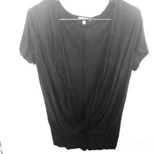 Black short sleeved tank
